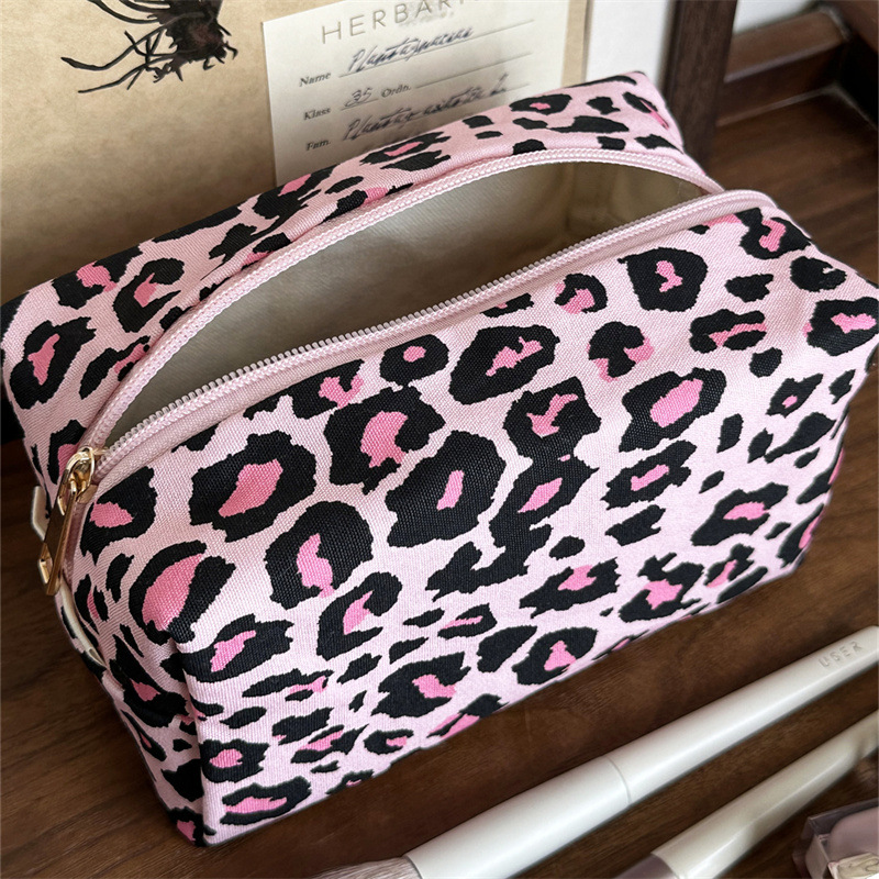 Mens Grooming Kit Bag - Women Girl Vintage Leopard Print Cosmetic