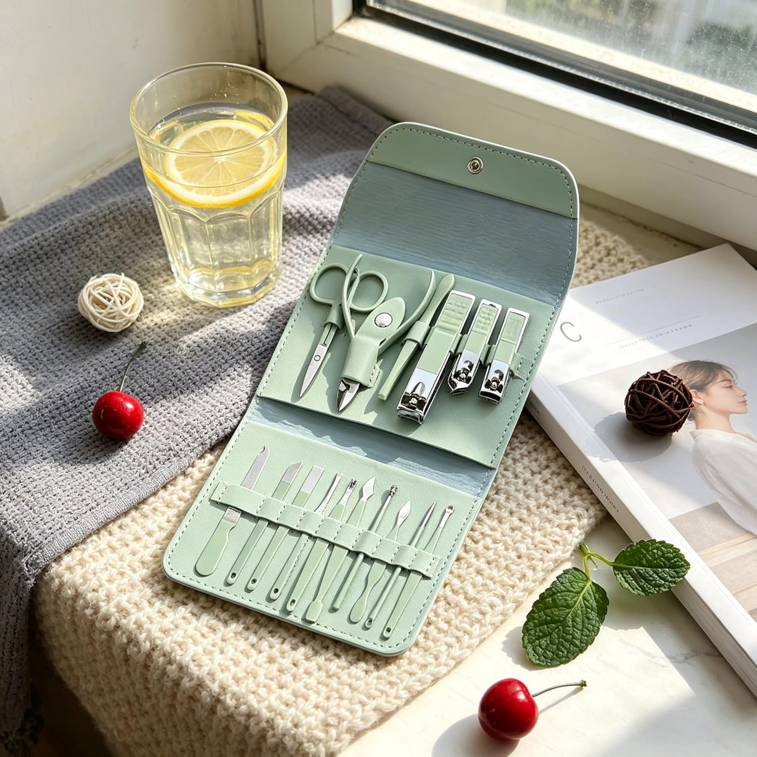 Manicure Set 16 in 1 Stainless - Mens Grooming Travel Kit ulasan dan harga